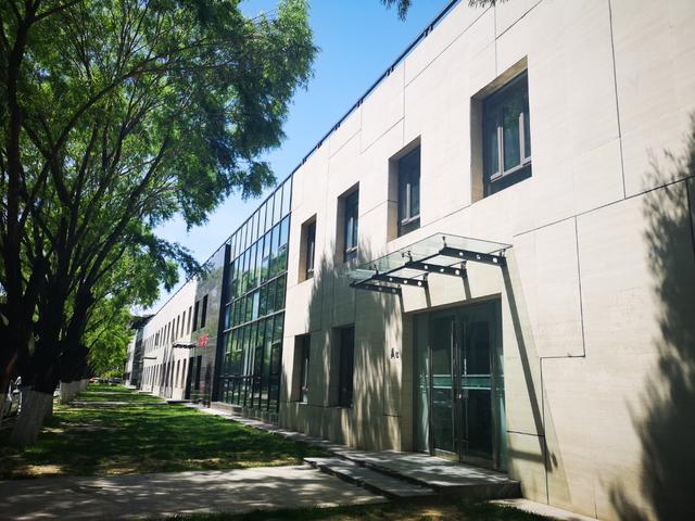 酒仙橋獨(dú)棟辦公樓,帶空中花園