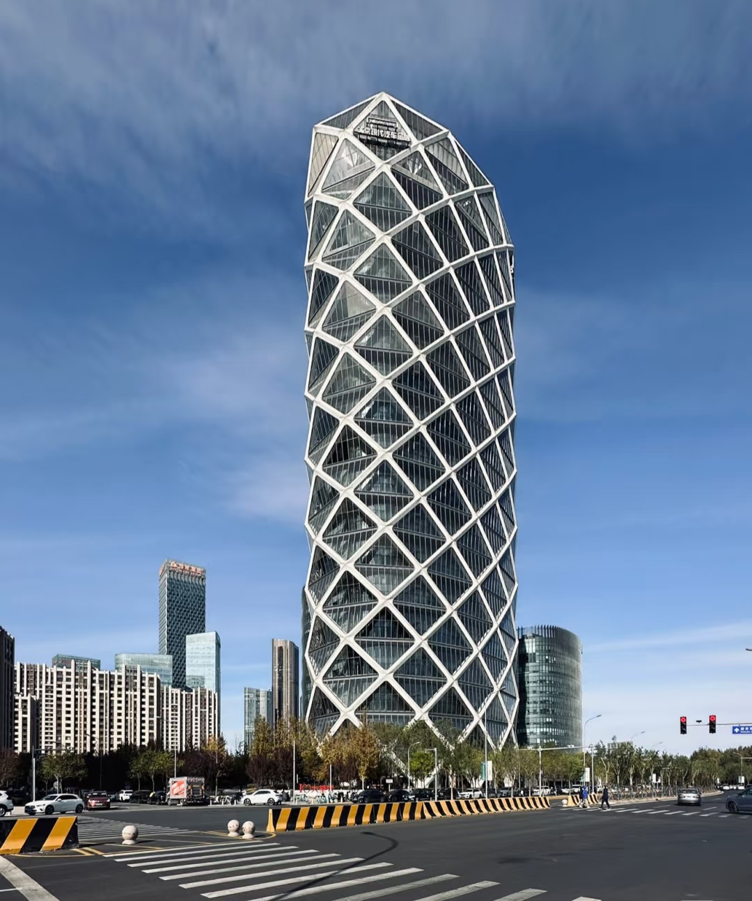 ?北京保利國際廣場：融合藝術(shù)與現(xiàn)代商務(wù)的完美空間?