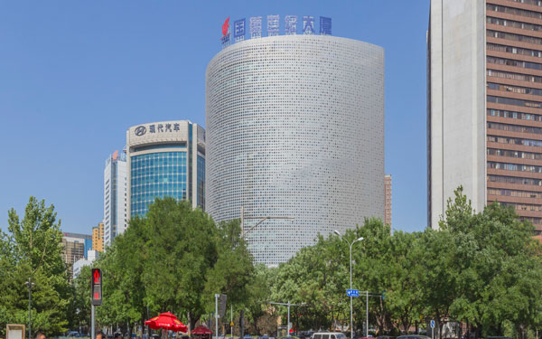 國航世紀(jì)大廈正門圖